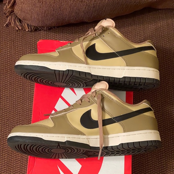 100% Auth Nike Dunk Lows - Picture 8 of 13